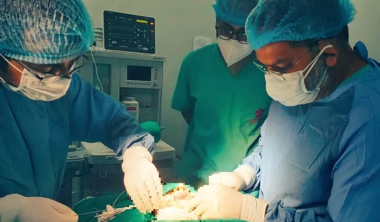 Intraoperative brachytherapy - radiation delivered during surgery at KCC Nepal